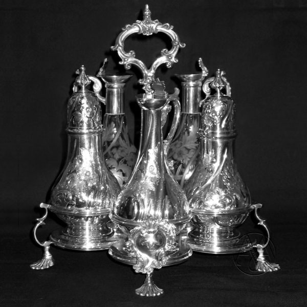 Изящный кружечка Уорвик с серебряным покрытием в стиле Георга II