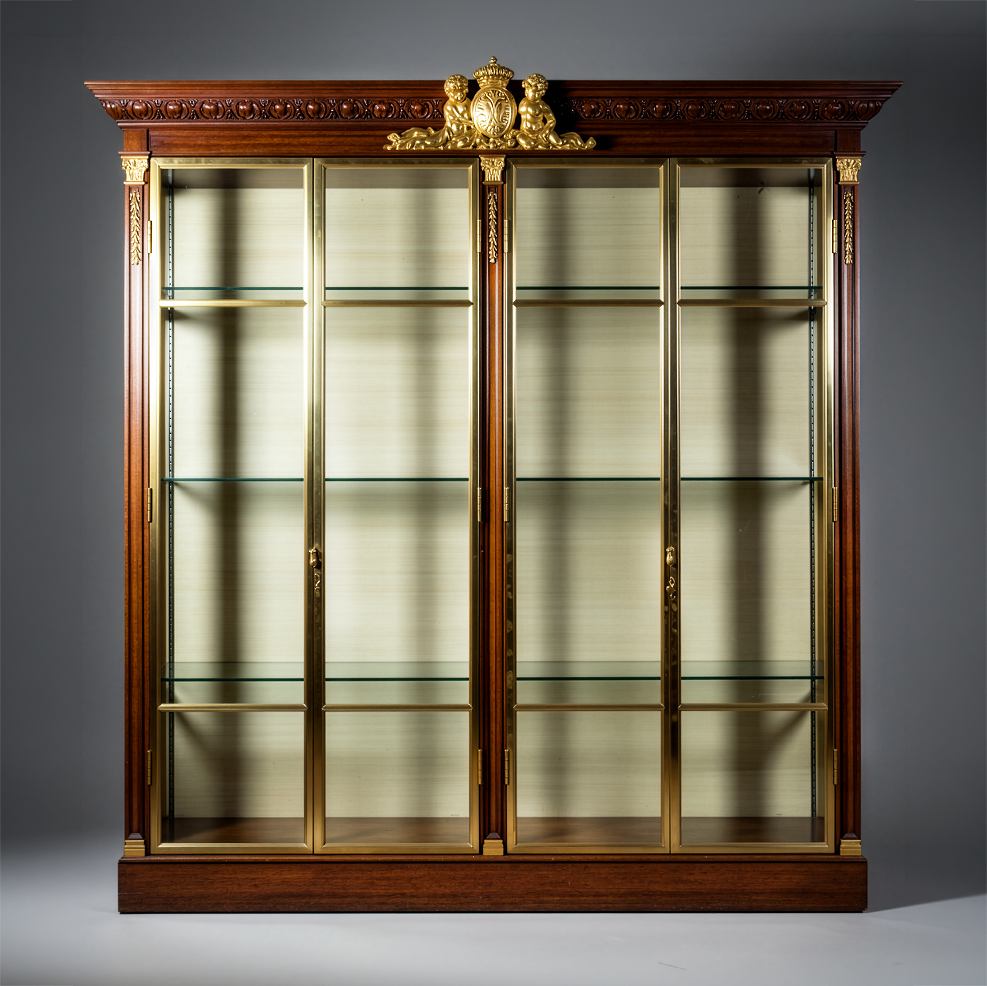 Four Door 'Grande Vitrine'