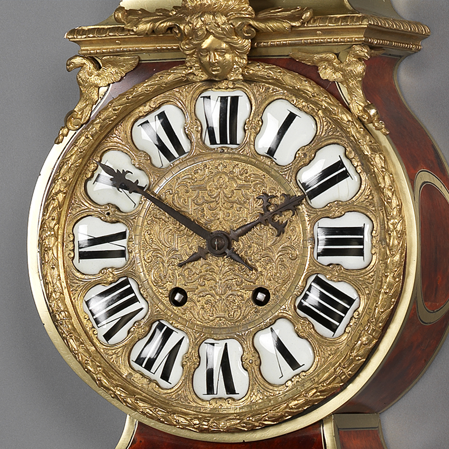 An Exceptional Tortoiseshell-Inlaid ‘Boulle’ Cartel Clock and Barometer Set - Image 2