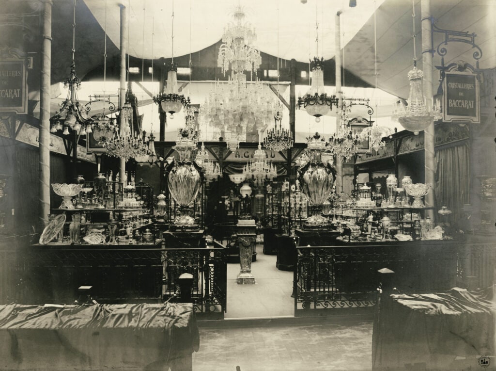 The Baccarat stand at the Exposition Internationale de l'Est de la France, Nancy, 1909. 