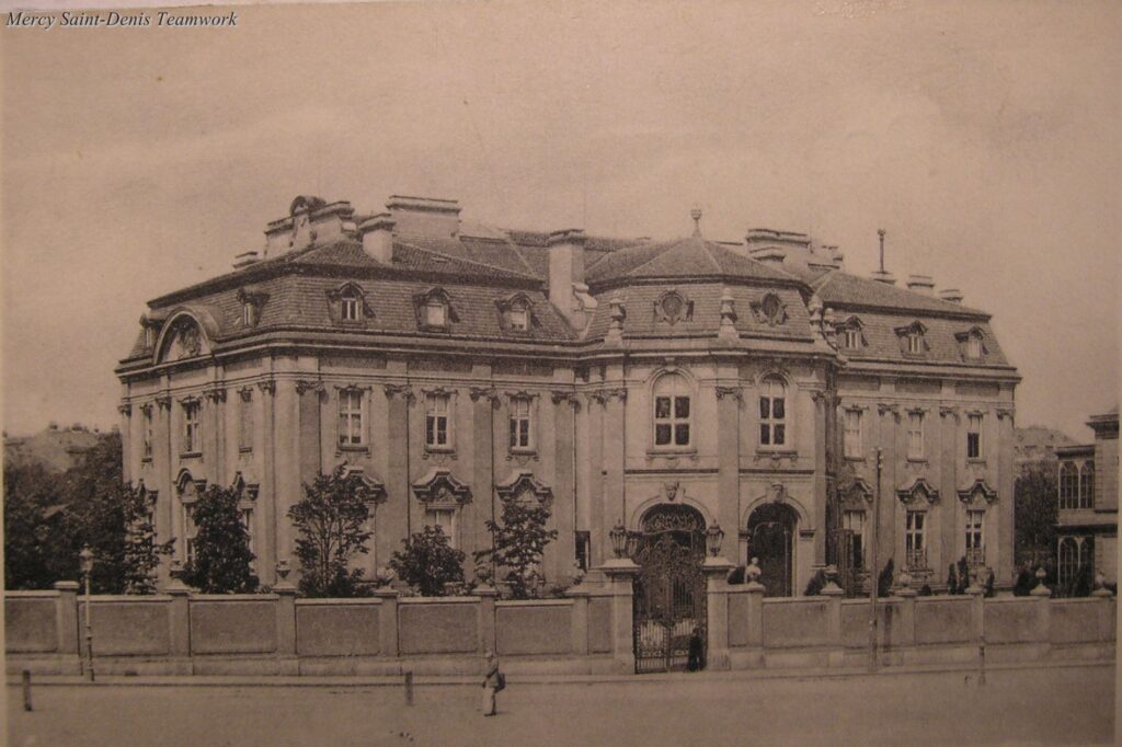 Palais Lanckoroński as seen from the street in 1895.