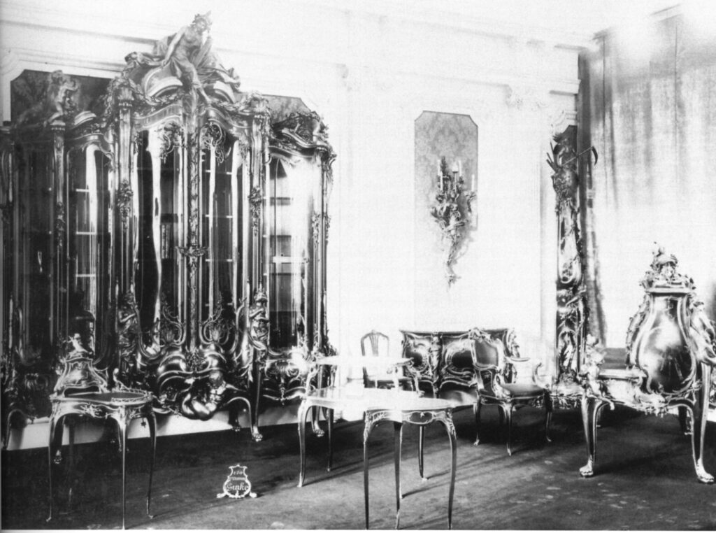 'La Grande Bibliothèque' was the centrepiece of François Linke's gold medal winning stand at the 1900 Paris Exhibition