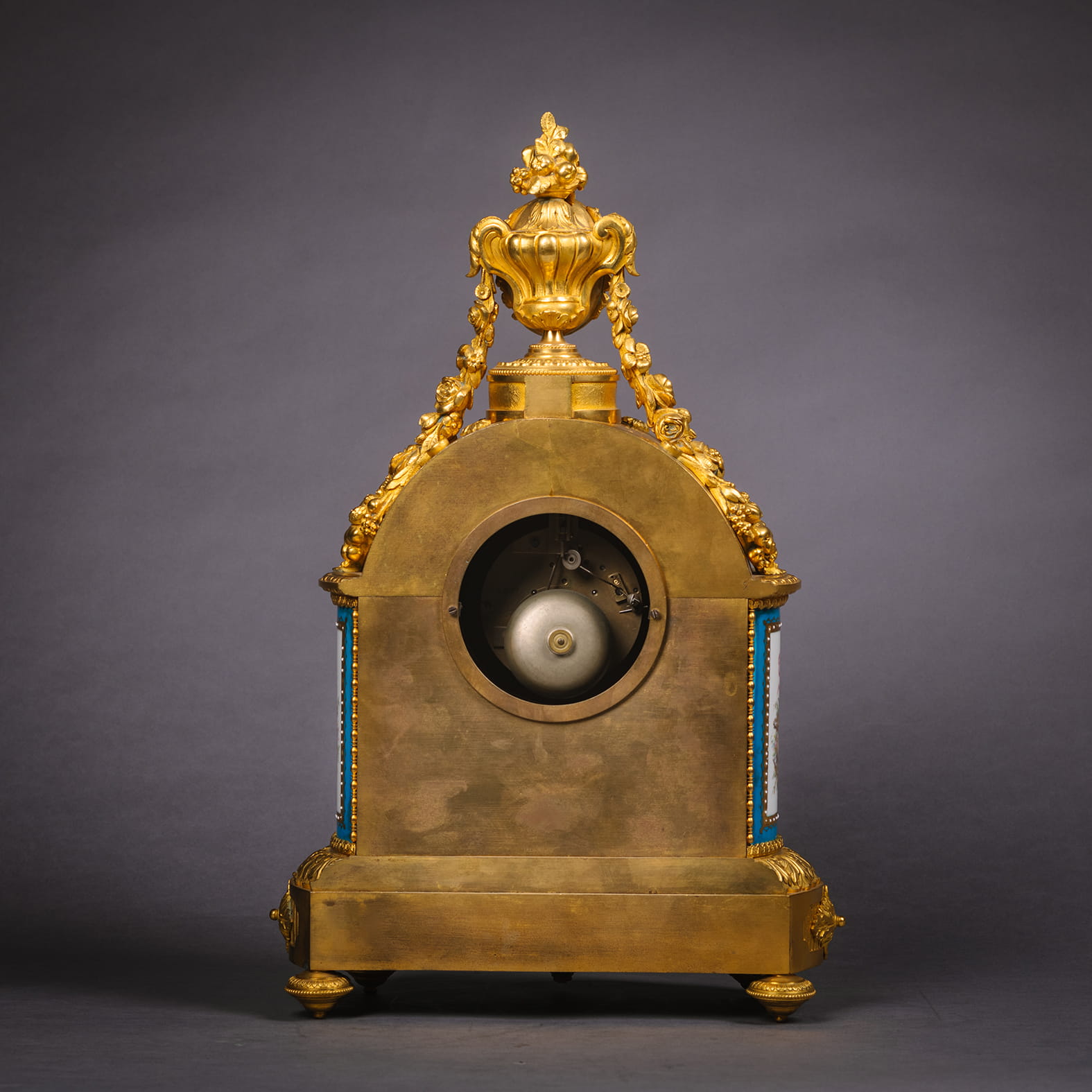 A Fine and Elaborate Gilt-Bronze and Blue Celeste Ground Sèvres Porcelain Mantel Clock - Image 4