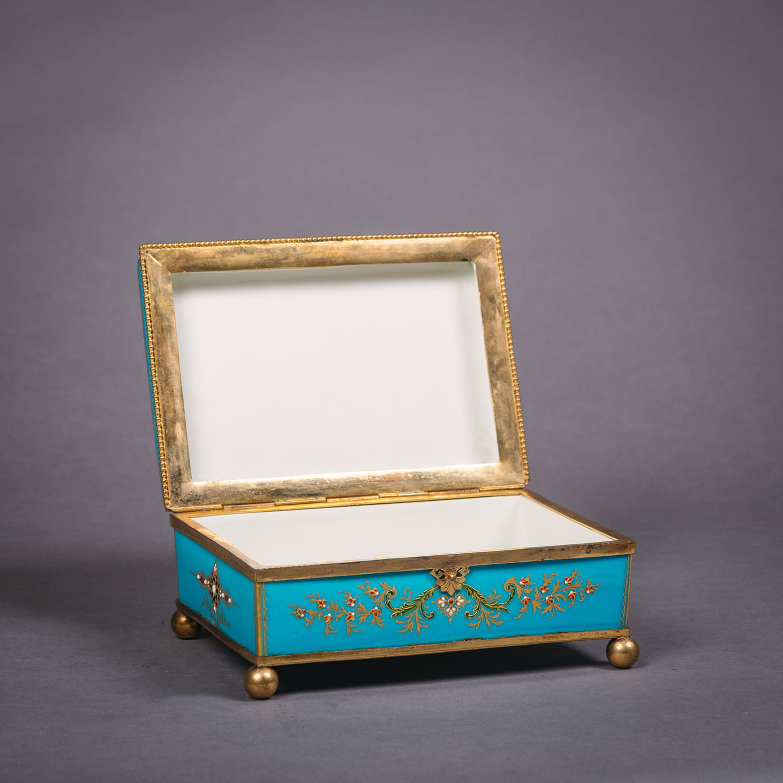 A Gilt-Bronze Mounted Turquoise Sèvres Porcelain Casket - Image 3