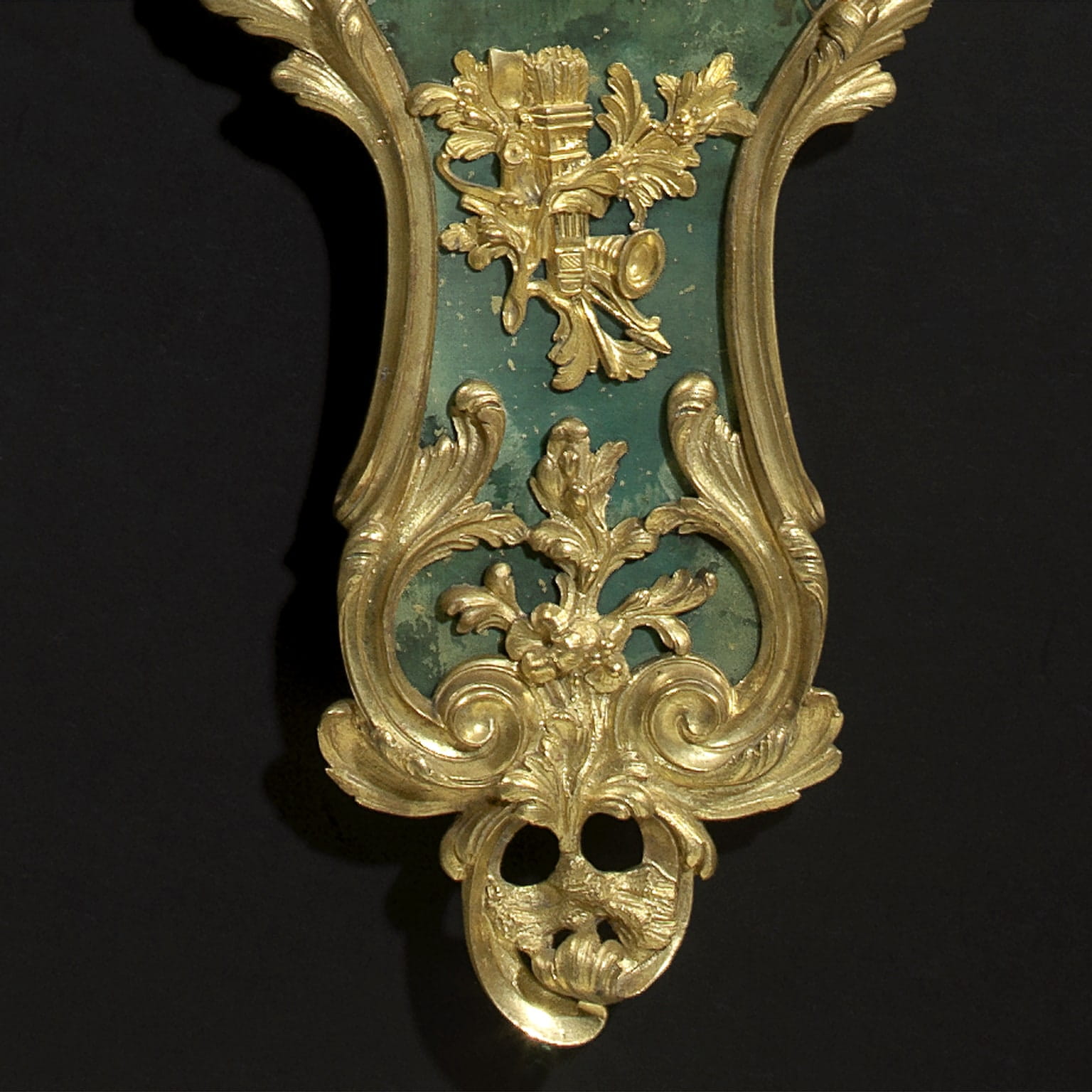 A Very Fine Ormolu Mounted Green Stained Horn Clock and Barometer Set - Image 4