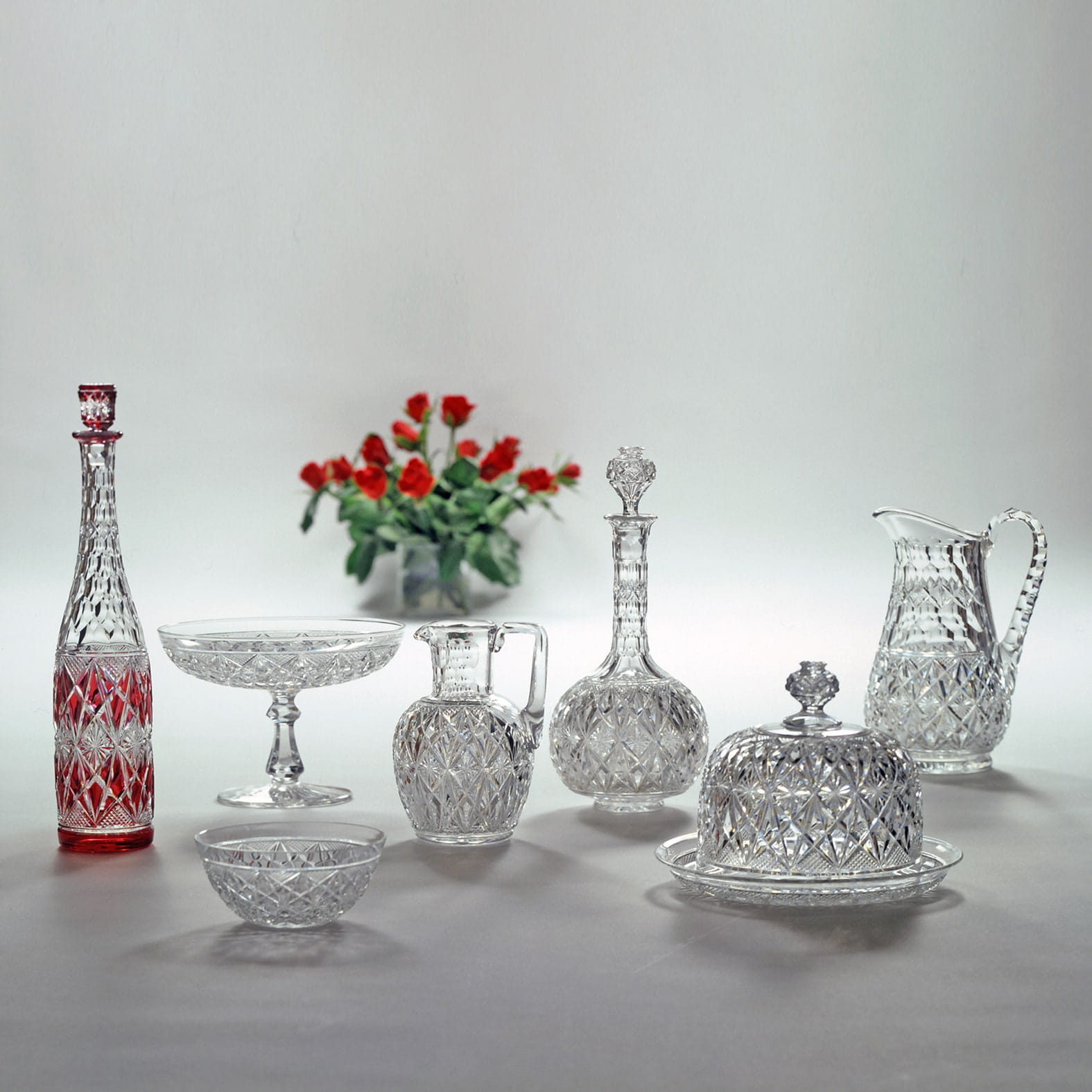 A Rare and Exceptional 127 Piece ‘Lorient’ Table Service - Image 3