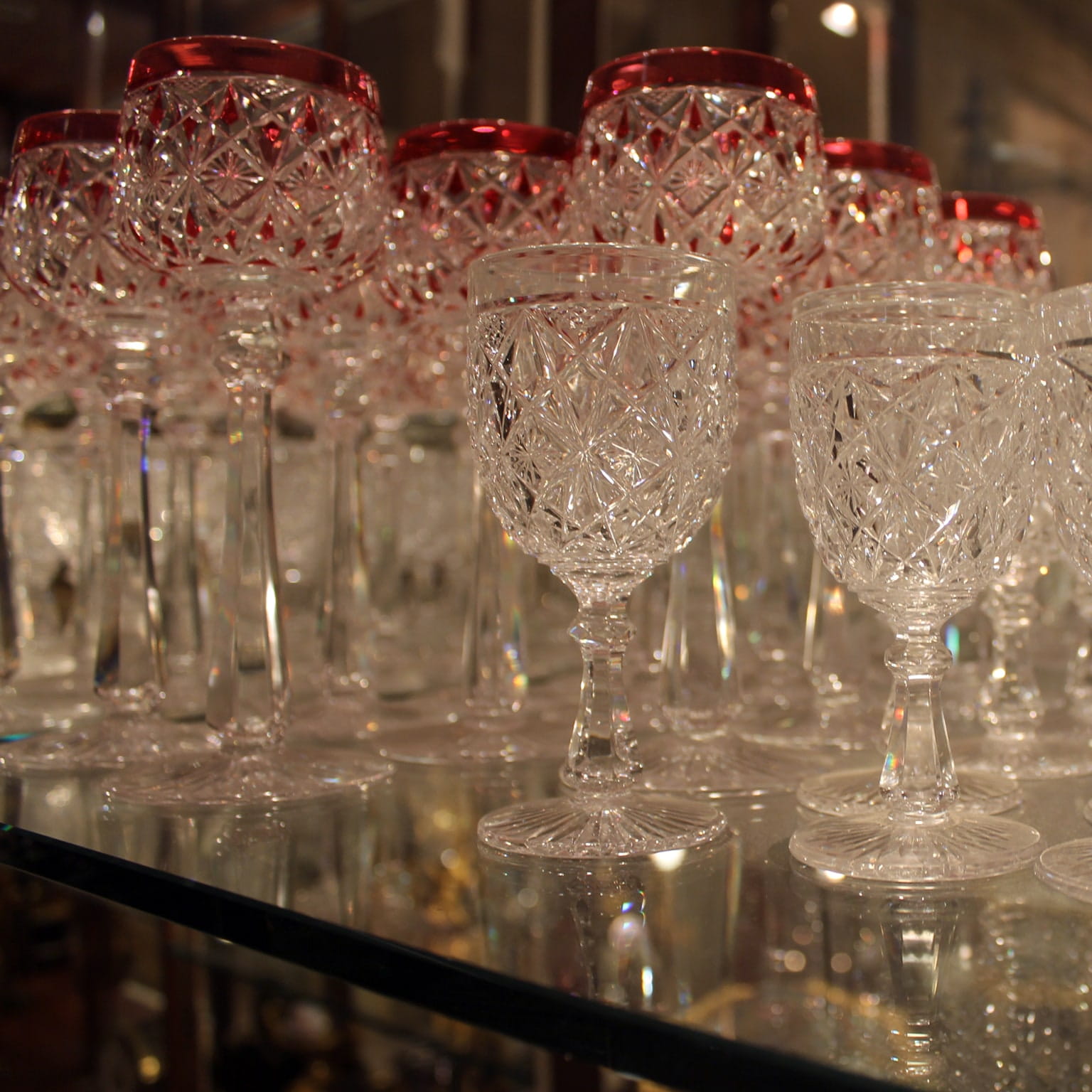 A Rare and Exceptional 127 Piece ‘Lorient’ Table Service - Image 5