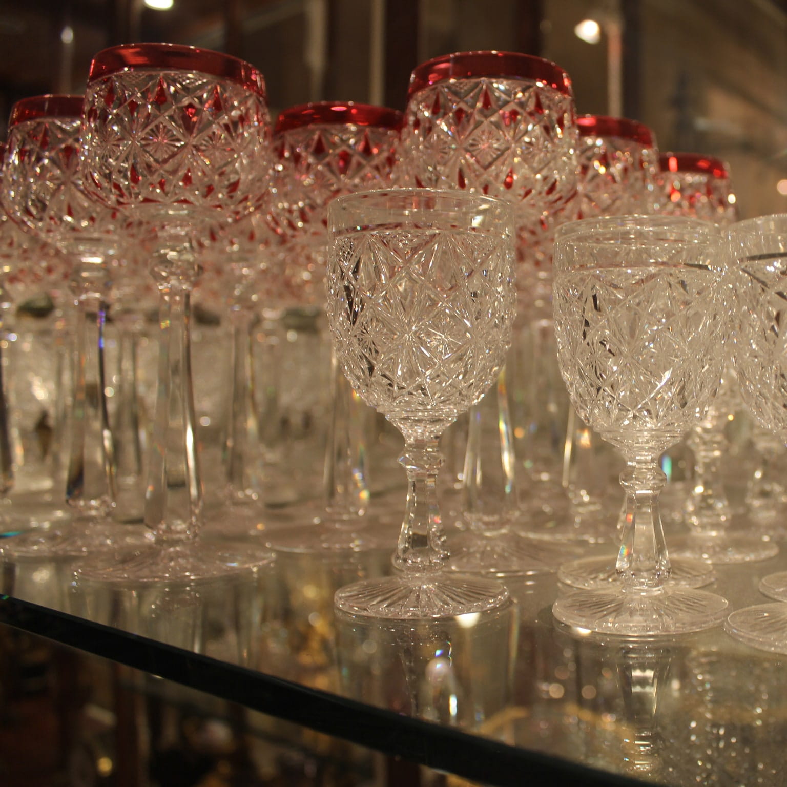 A Rare and Exceptional 127 Piece ‘Lorient’ Table Service - Image 8