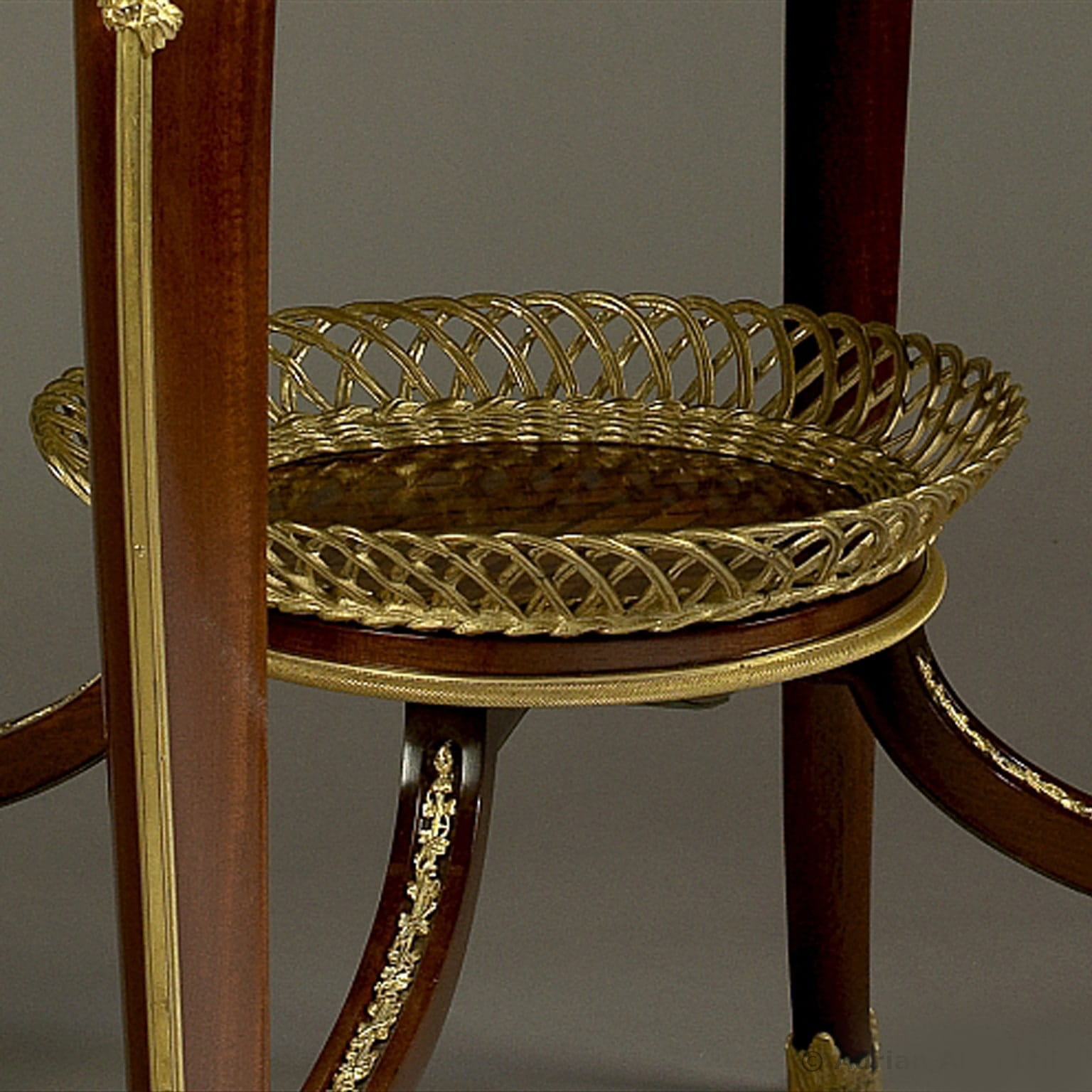 A Gilt-Bronze Mounted Parquetry Inlaid Centre Table - Image 4