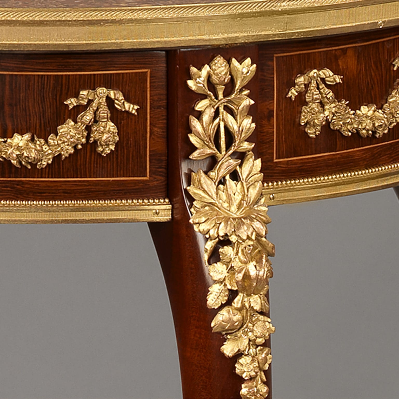 A Gilt-Bronze Mounted Mahogany Table Ambulante - Image 3