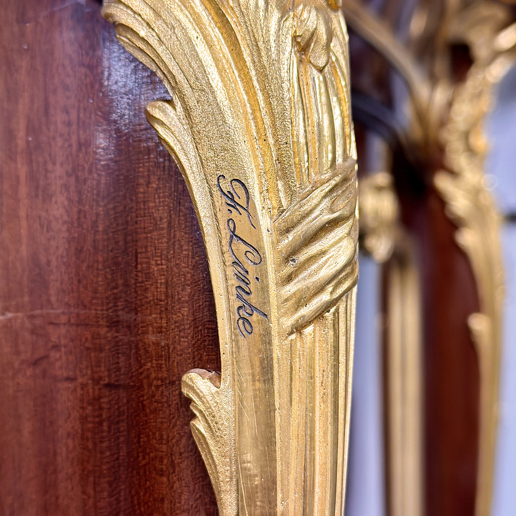 A Belle Epoque Gilt-Bronze Mounted Mahogany Vitrine Cabinet - Image 5