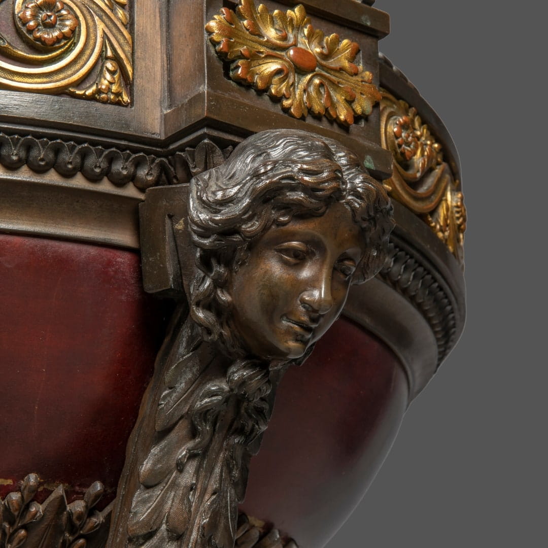 A Pair of Napoleon III Gilt-Bronze and Patinated Bronze Athéniennes - Image 3