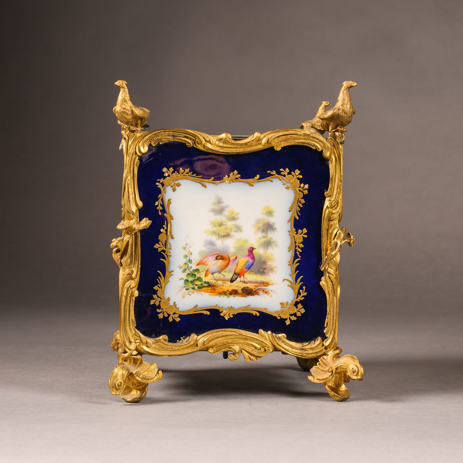 A Rare Pair of Louis XV Style Porcelain Jardinières - Image 7