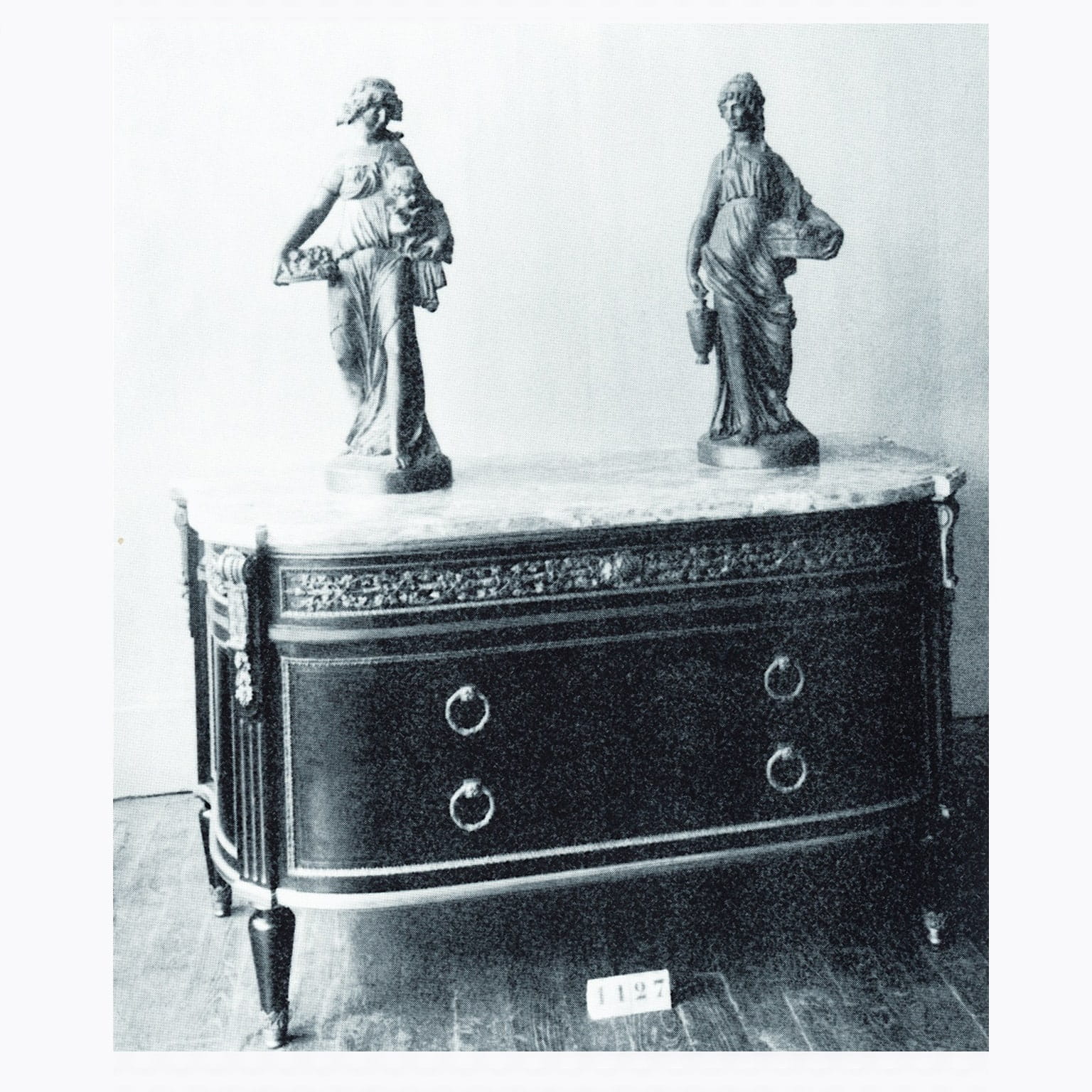 An Important Louis XVI Style Commode After the Model by Leleu - Image 6