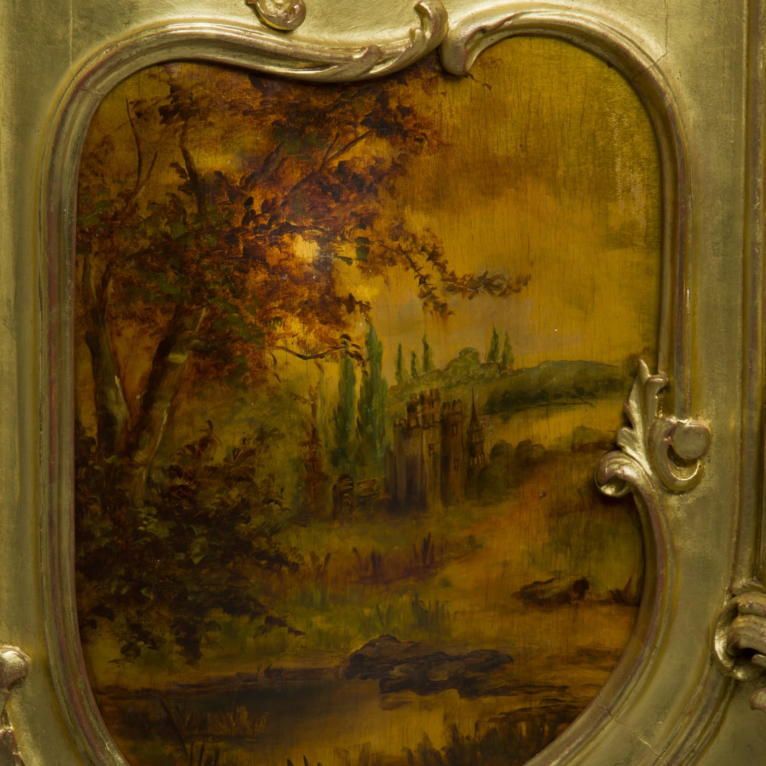 An Unusual and Very Finely Carved Louis XV Style Giltwood Vitrine With Vernis Martin Panels - Image 5