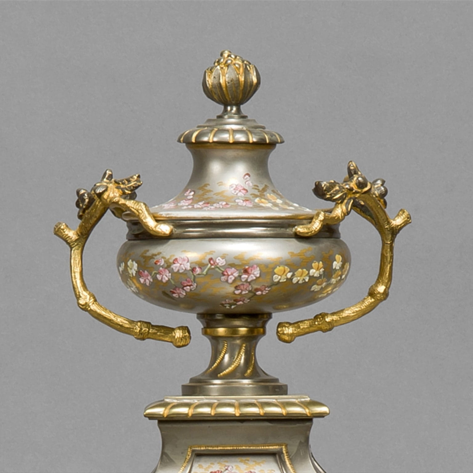 A Fine Napoleon III Gilt-Bronze Mounted Porcelain Clock Garniture - Image 11
