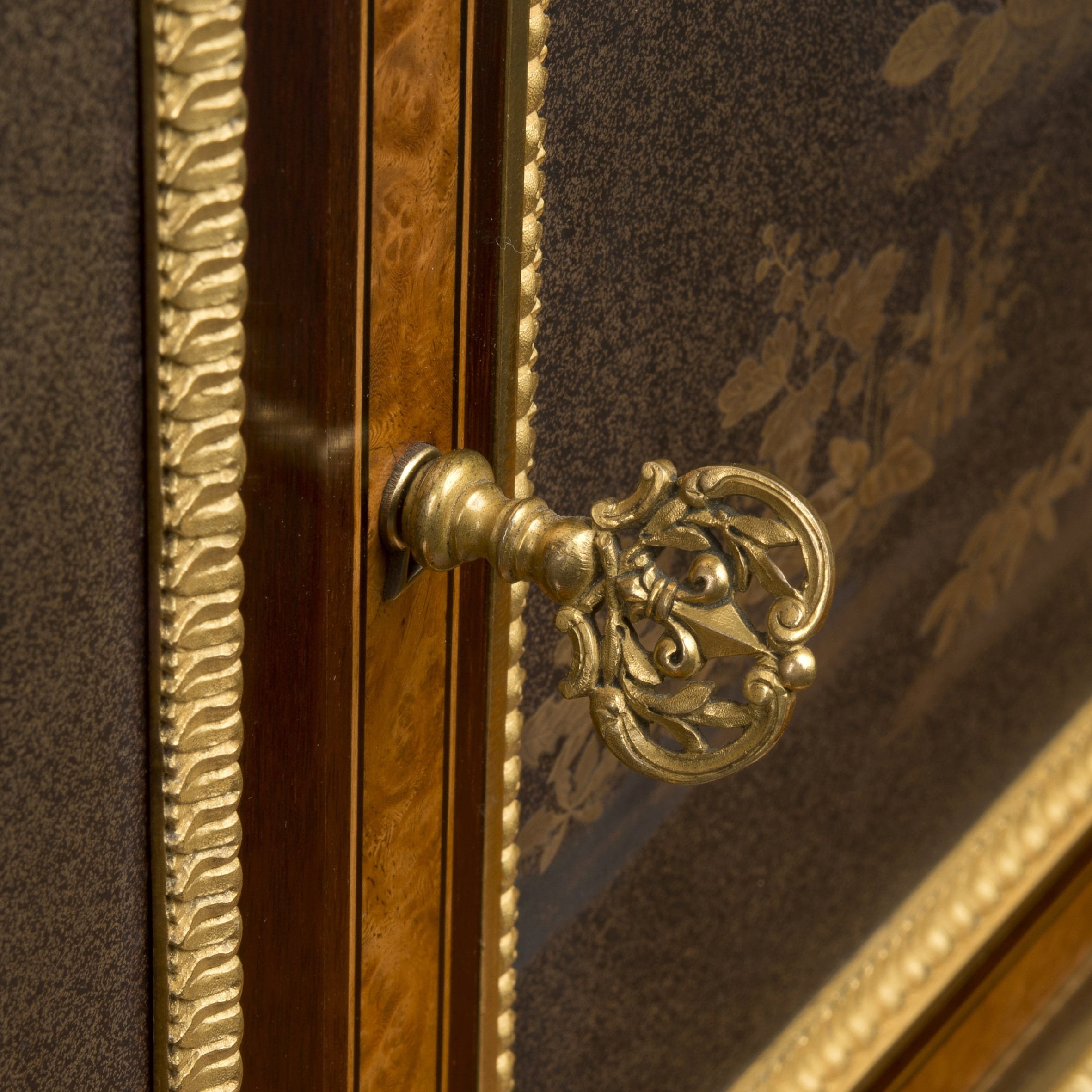 A Very Rare Pair of Louis XVI Style Exhibition Bonheur Du Jours - Image 11