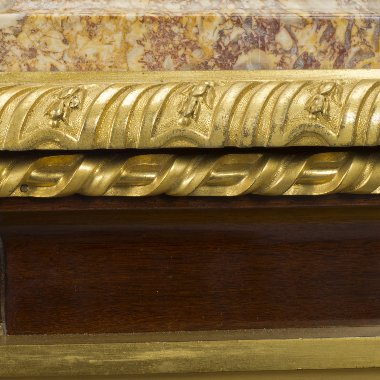 A Fine Louis XVI Style Lacquer Commode à Vantaux - Image 6