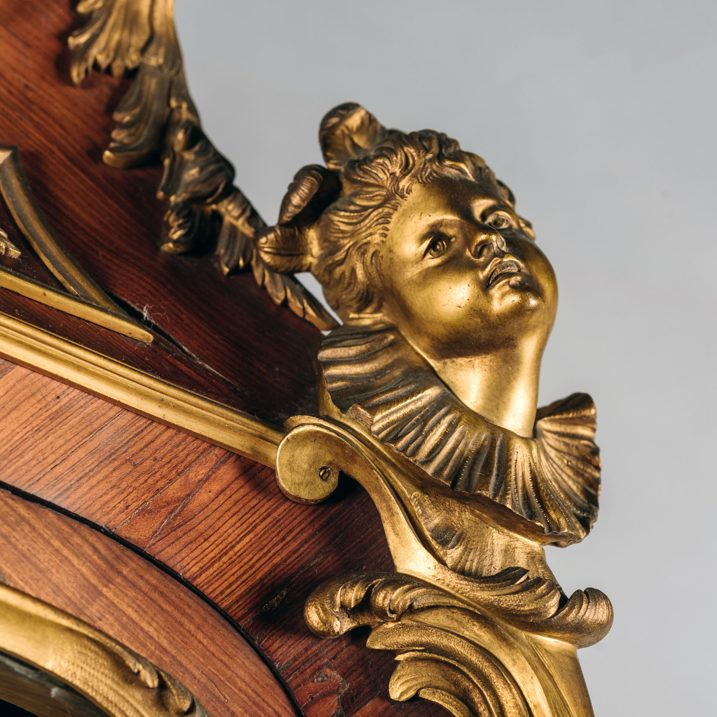 An Important Louis XV Style Gilt-Bronze Mounted Bombe Vitrine - Image 4