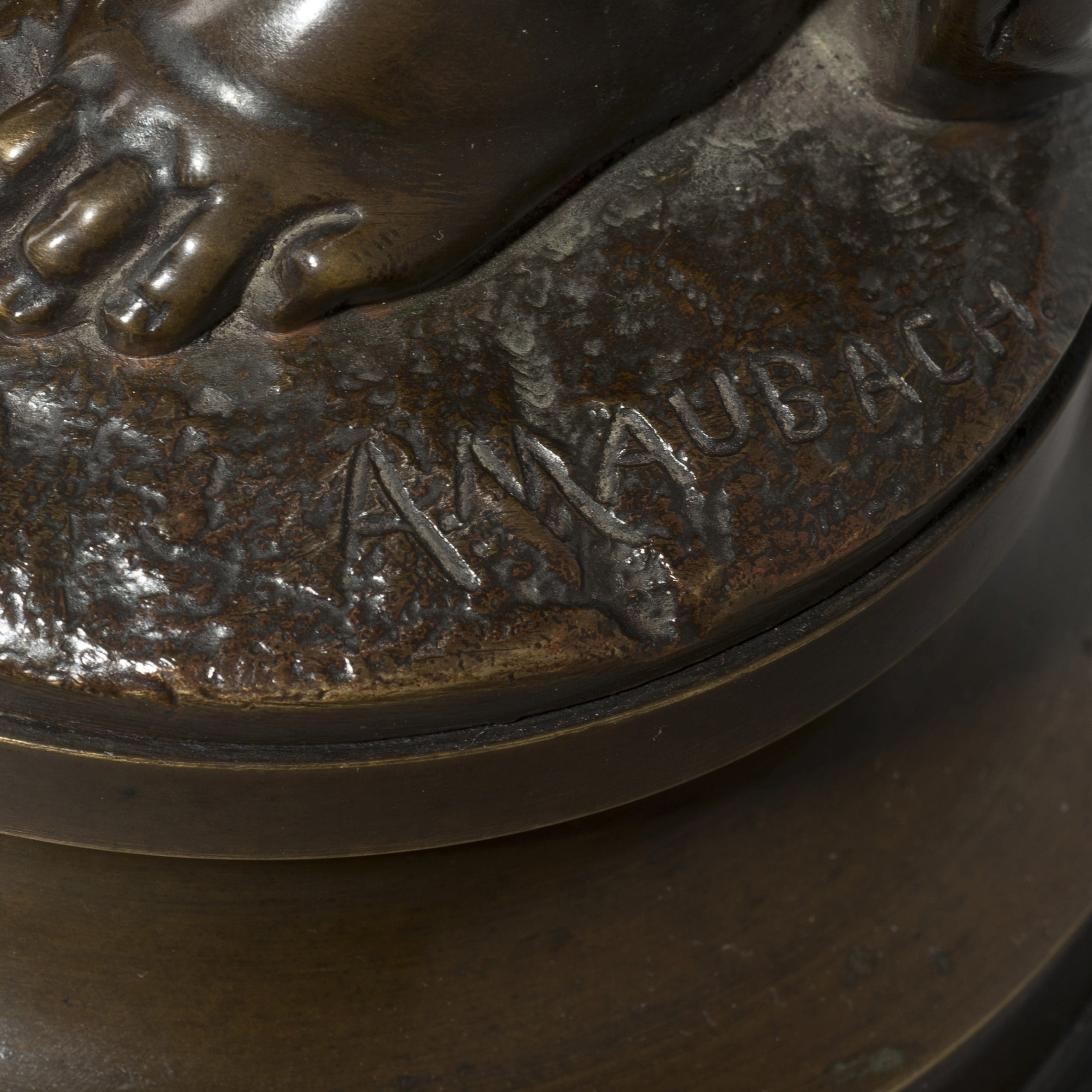 'Bonne Année, Bonne Santé' - A Fine Patinated Bronze Figure - Image 10