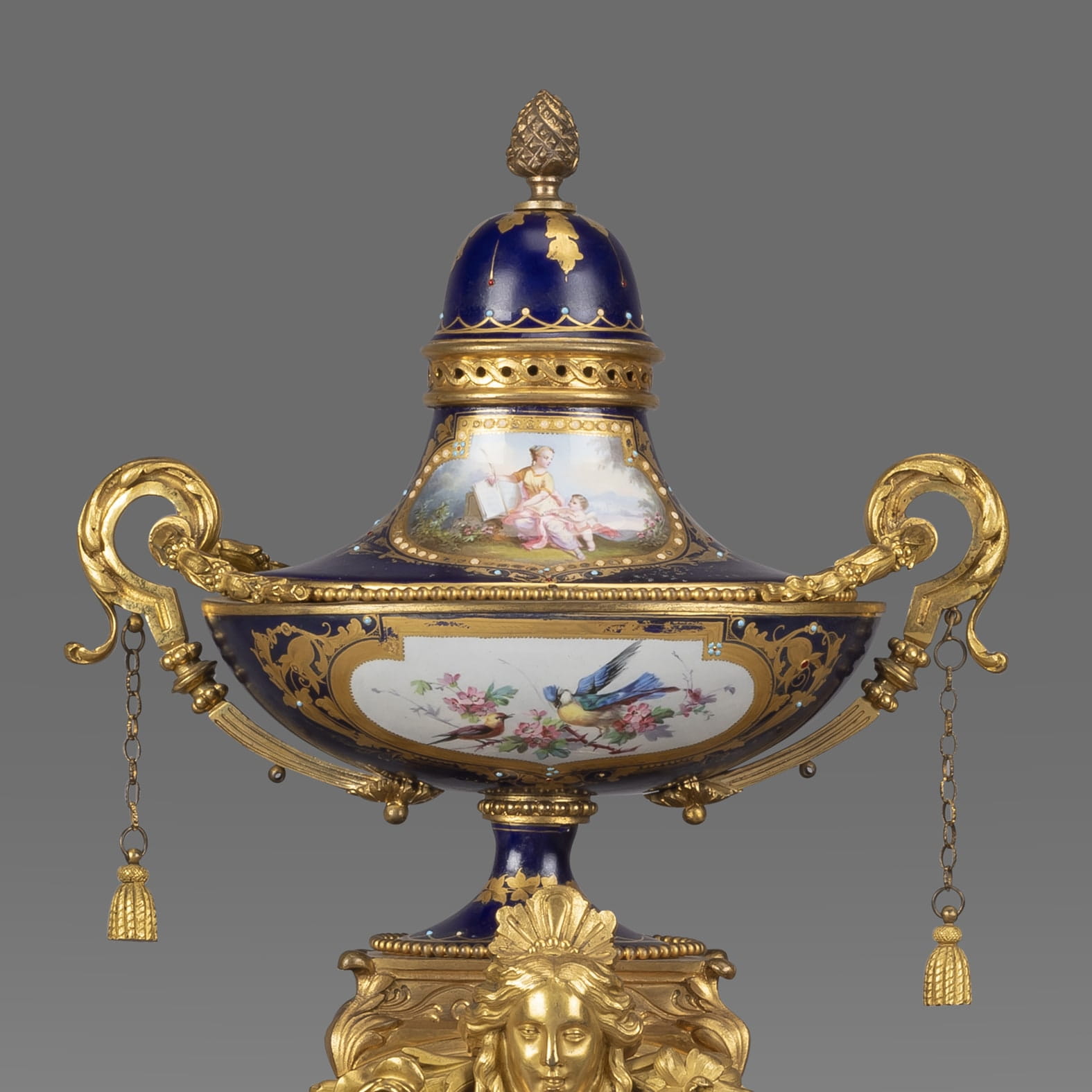 A Napoleon III Porcelain Mounted Clock Garniture - Image 4