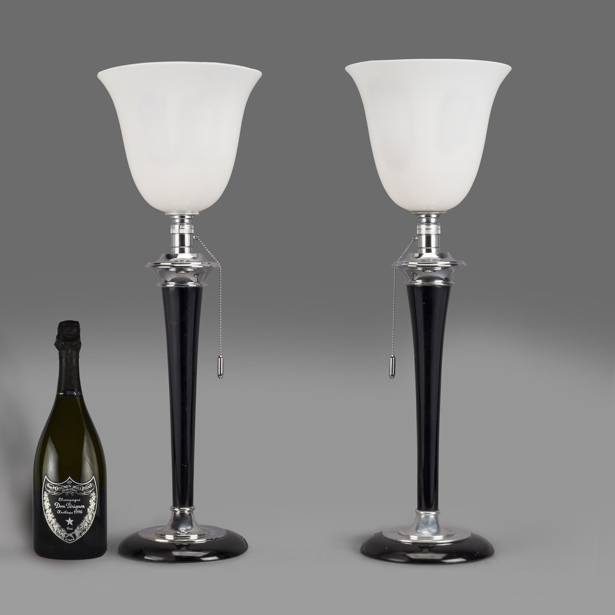 An Original Pair of Art Deco 'Mazda' Table Lamps - Image 3