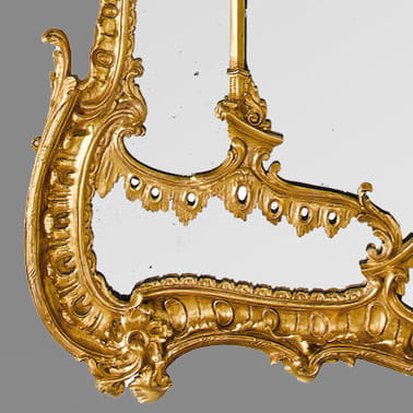 A Very Large and Finely Carved George II Style Giltwood Mirror - Image 8