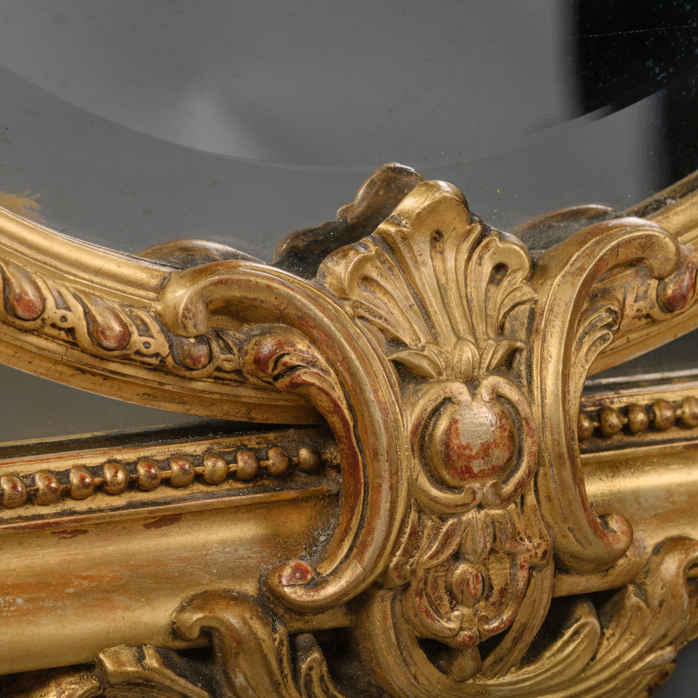 A Fine Louis XVI Style Carved Giltwood and Gesso Mirror - Image 6