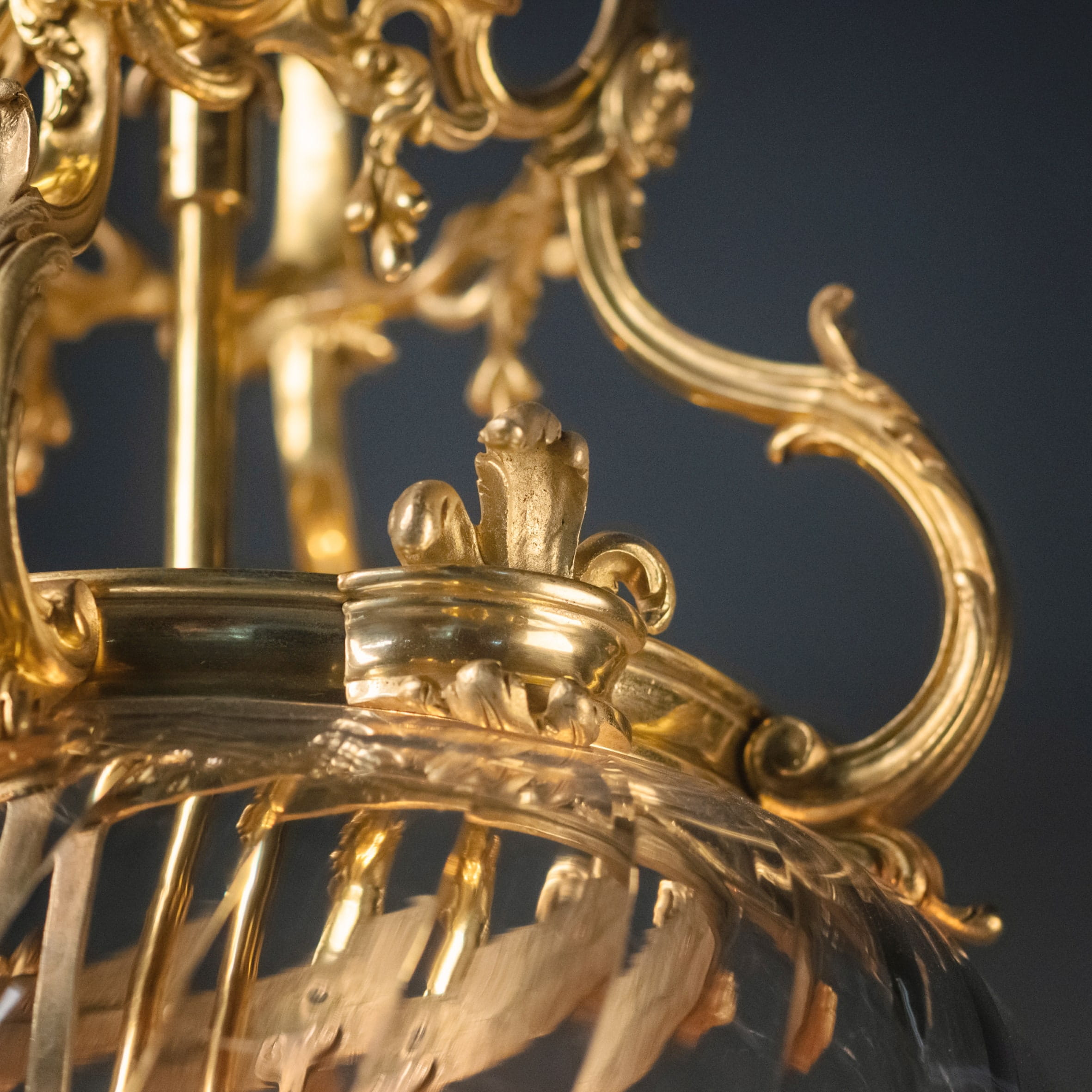 An Unusual Gilt-Bronze and Spiral Glass Lantern - Image 3