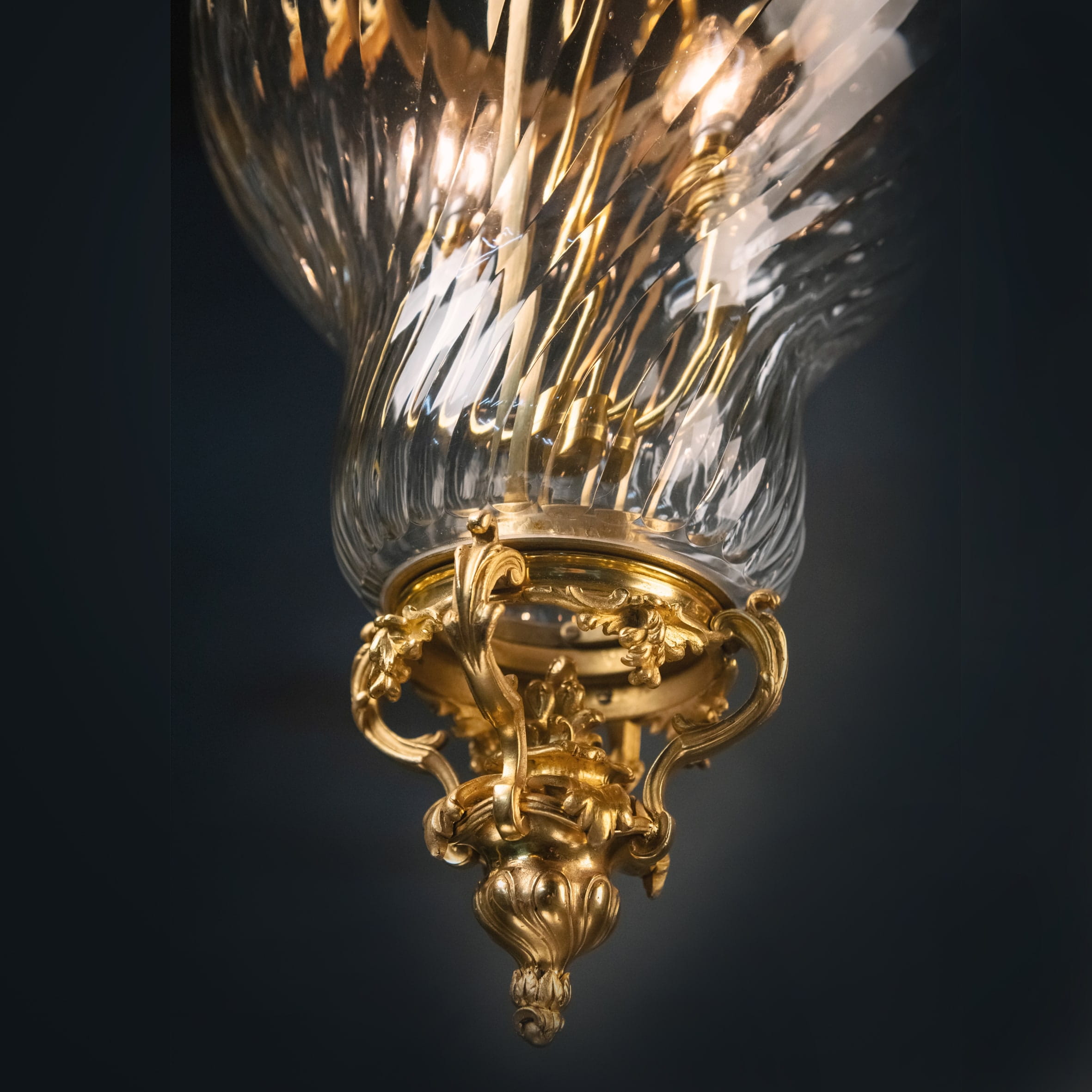 An Unusual Gilt-Bronze and Spiral Glass Lantern - Image 10