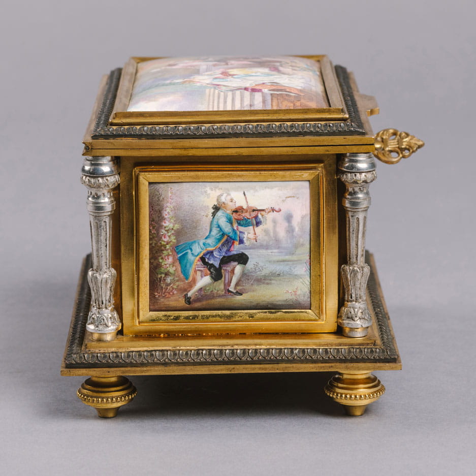 A Louis XVI Style Sèvres Style Porcelain Mounted Jewellery Box - Image 8