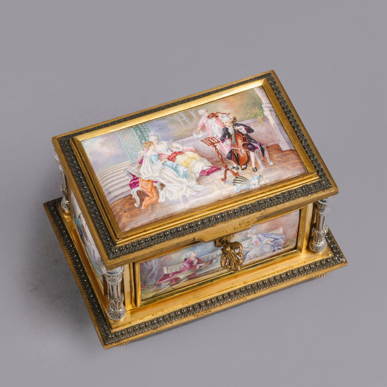 A Louis XVI Style Sèvres Style Porcelain Mounted Jewellery Box - Image 4