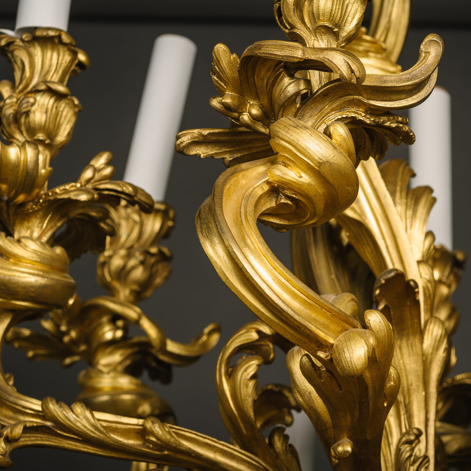 A Pair of Monumental Napoleon III Imari Porcelain Torchère Candelabra - Image 5