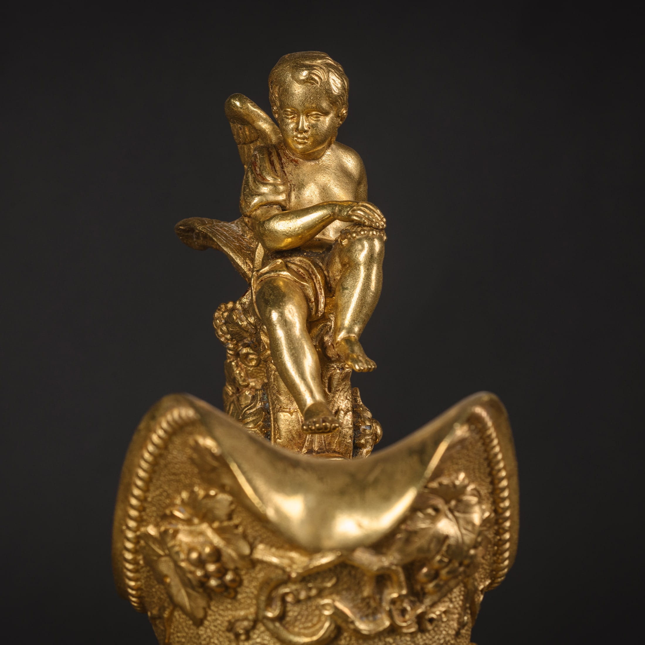 A Pair of Gilt and Patinated Bronze Ewers in the Manner of Clodion - Image 8