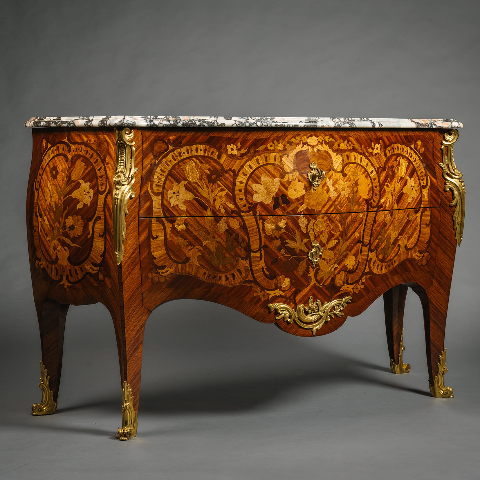 A Fine Louis XV Style Gilt-Bronze Mounted Marquetry Commode - Image 3