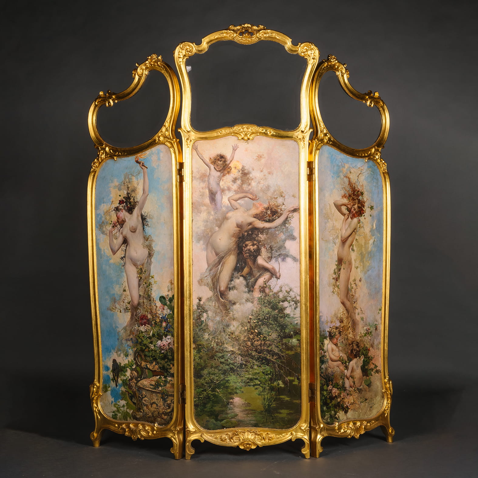 A Fine Louis XV Style Painted, Giltwood Three-Panelled Screen