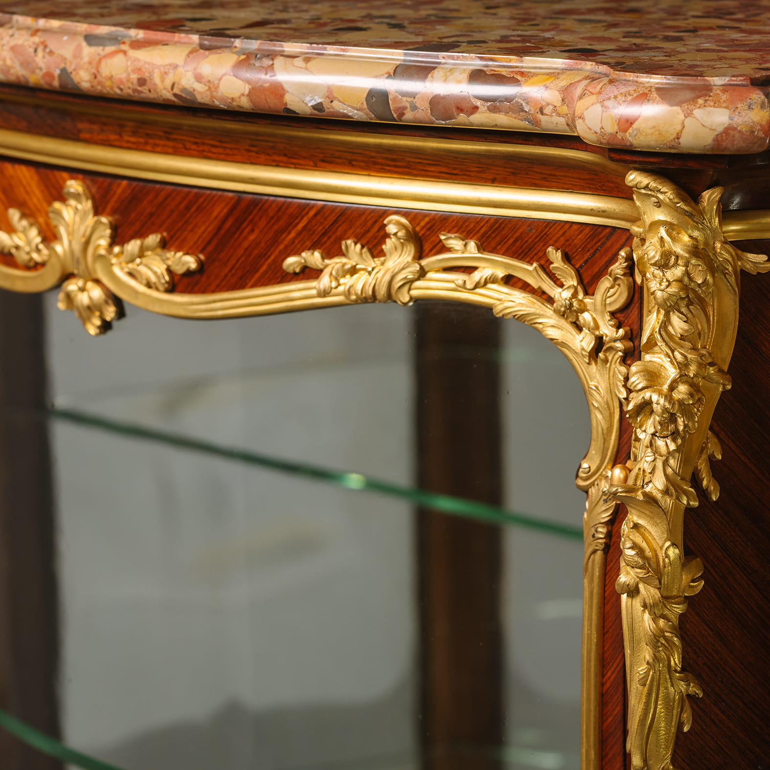 A Near Pair of Belle Epoque Gilt-Bronze Mounted Mahogany Vitrine Cabinets - Image 6