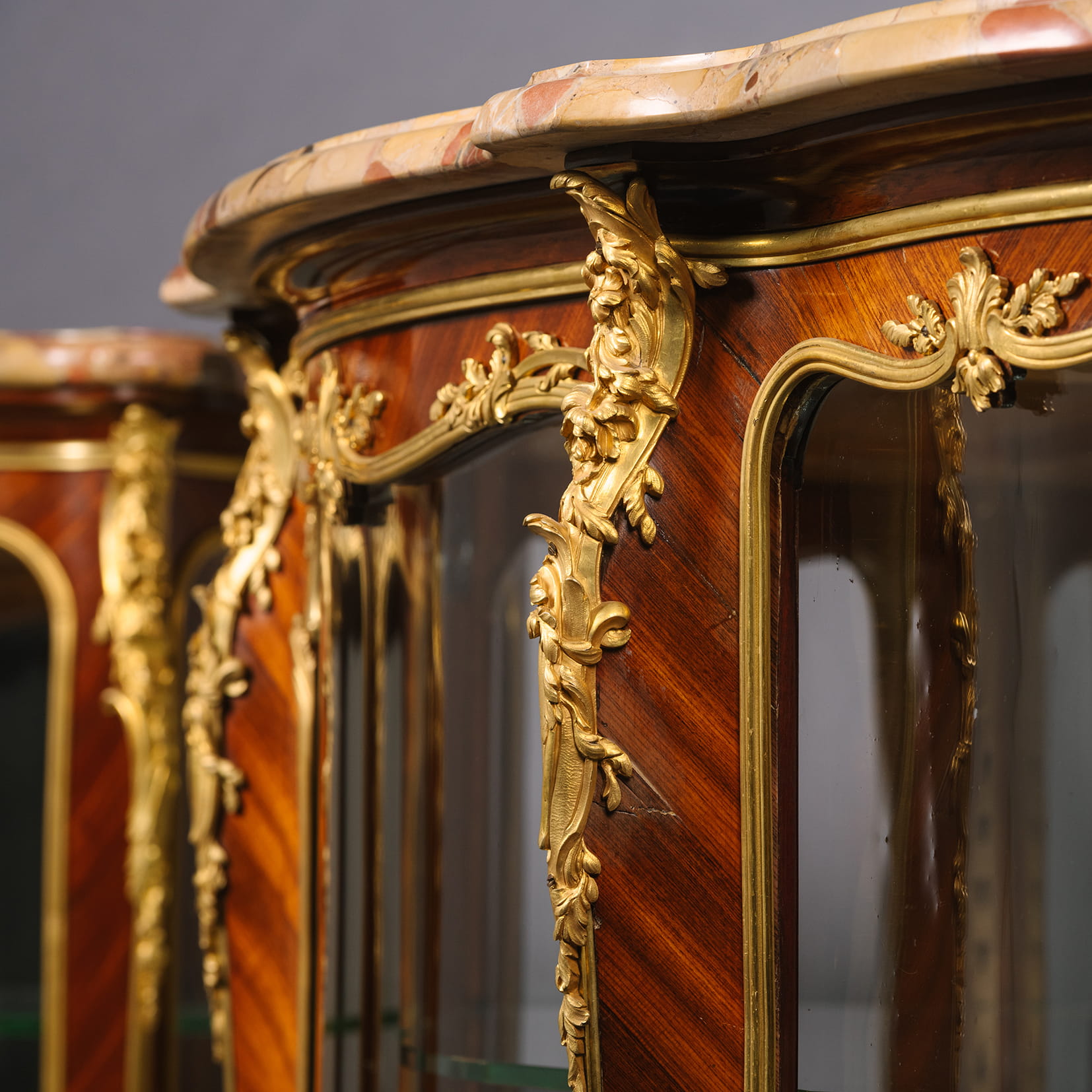 A Near Pair of Belle Epoque Gilt-Bronze Mounted Mahogany Vitrine Cabinets - Image 5