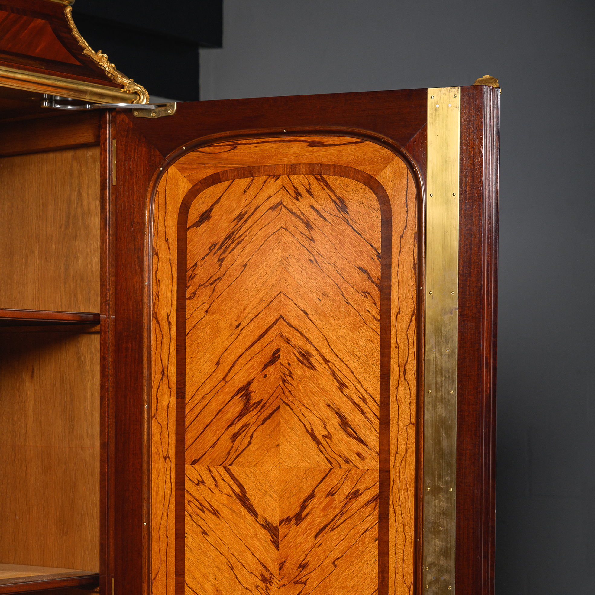 A Fine Régence Style Gilt-Bronze Mounted Mahogany Armoire - Image 6
