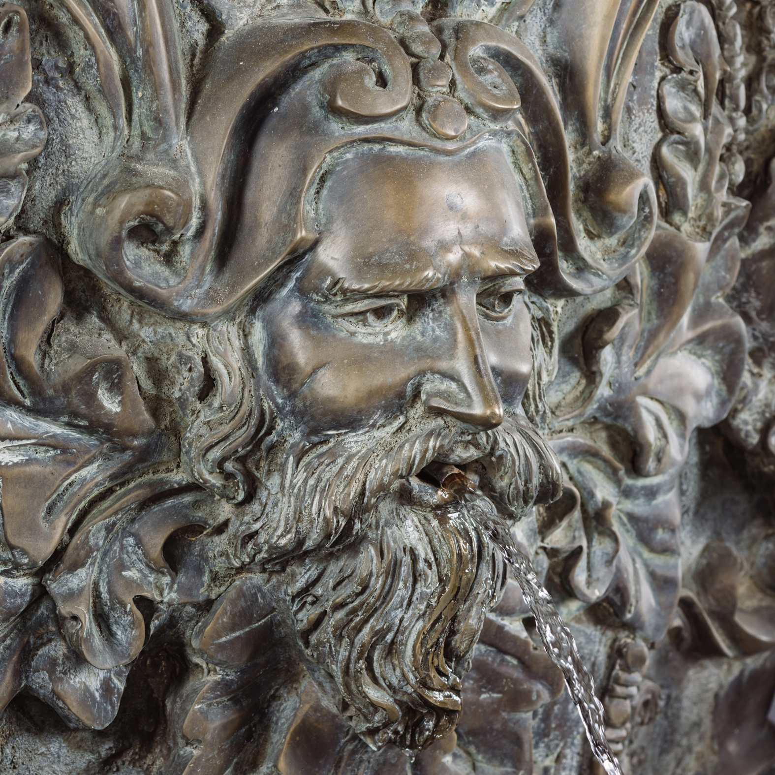 A Patinated Bronze Fountain Cast with the Mask of Poseidon and Attendant Nereids - Image 3