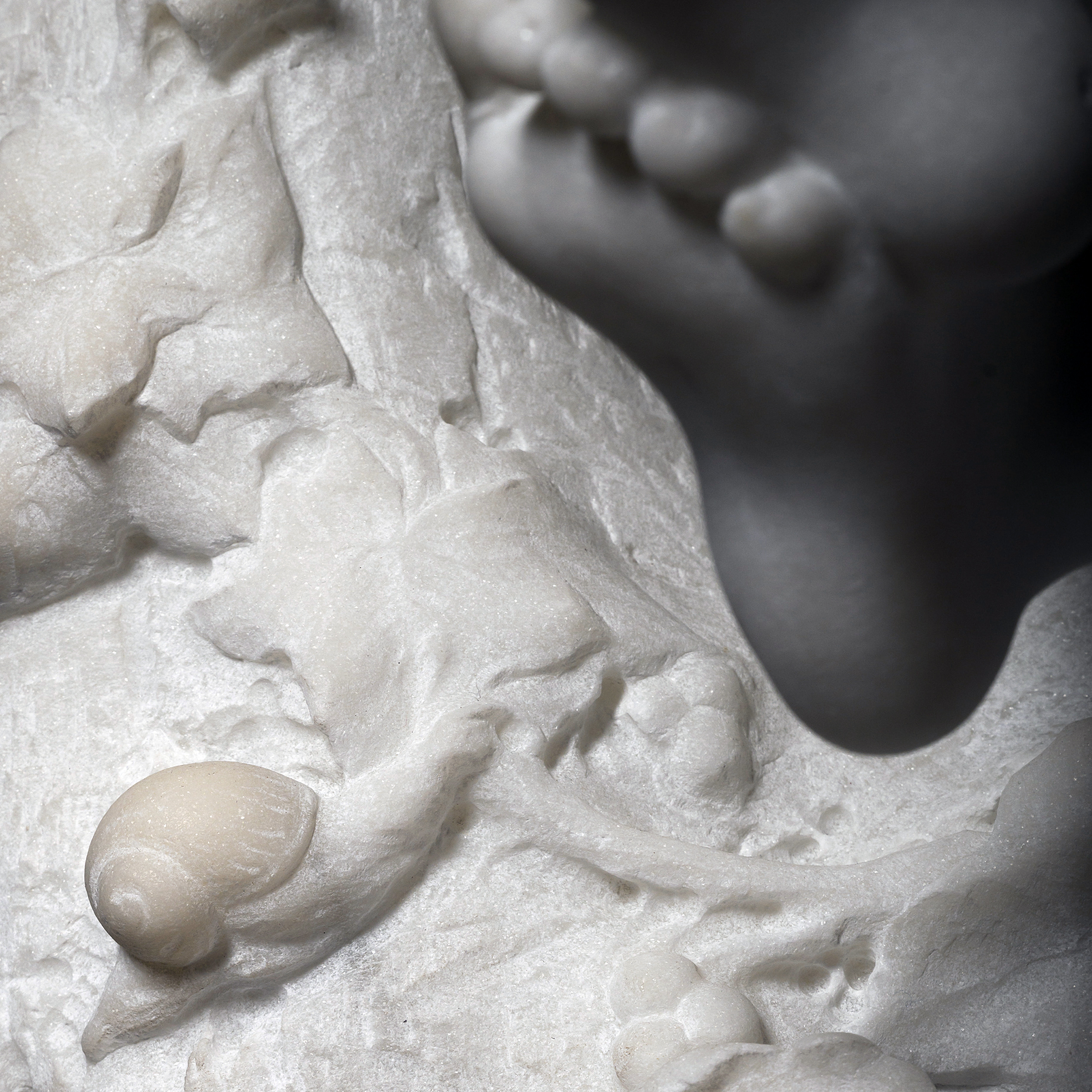 A Pair of Large Carrara Marble Figural Groups Of Children on Swings - Image 14