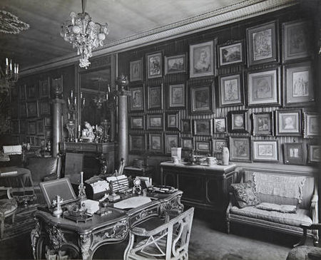 Photograph of Emmanuel Alfred Beurdeley's hôtel particulier, in the salon des dessins, rue de Clichy in Paris 